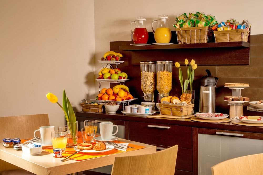 Basilio 55 Rome Hotel Bagian luar foto