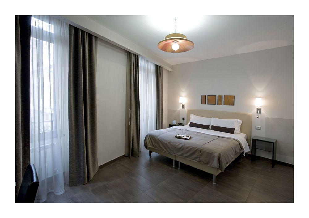 Basilio 55 Rome Hotel Bagian luar foto